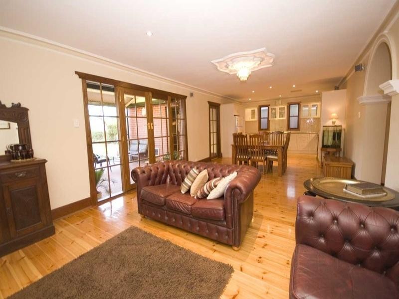 11 Harvey Street West, Woodville SA 5011