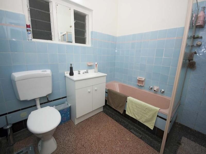 31 Stradbroke Avenue, Plympton Park SA 5038