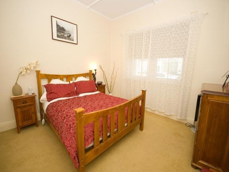 29 Howards Road, Beverley SA 5009