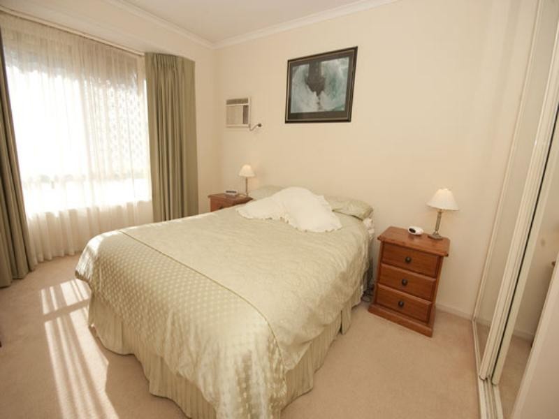 4 Winser Avenue, Seaton SA 5023