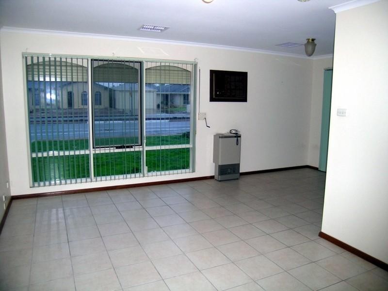 43 Osborne Road, North Haven SA 5018