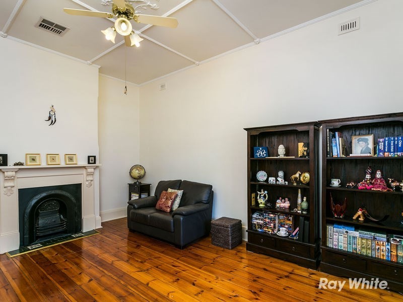 10 Aberfeldy Avenue, Woodville SA 5011