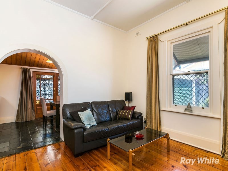 10 Aberfeldy Avenue, Woodville SA 5011