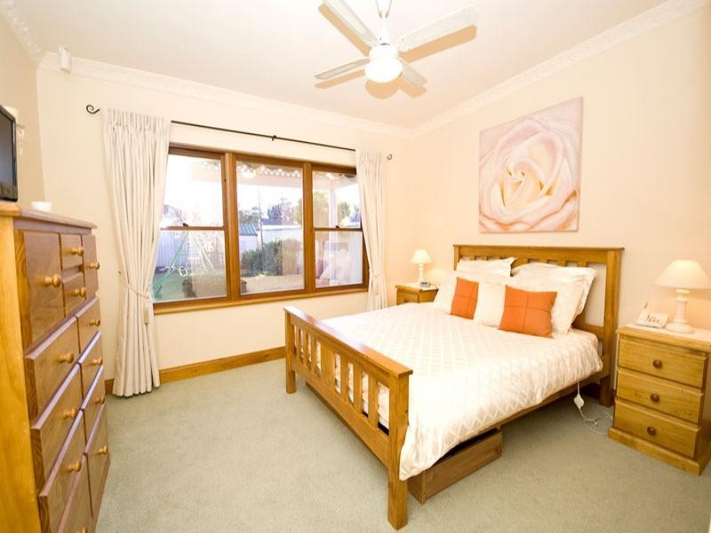 26 Harvey Street West, Woodville SA 5011