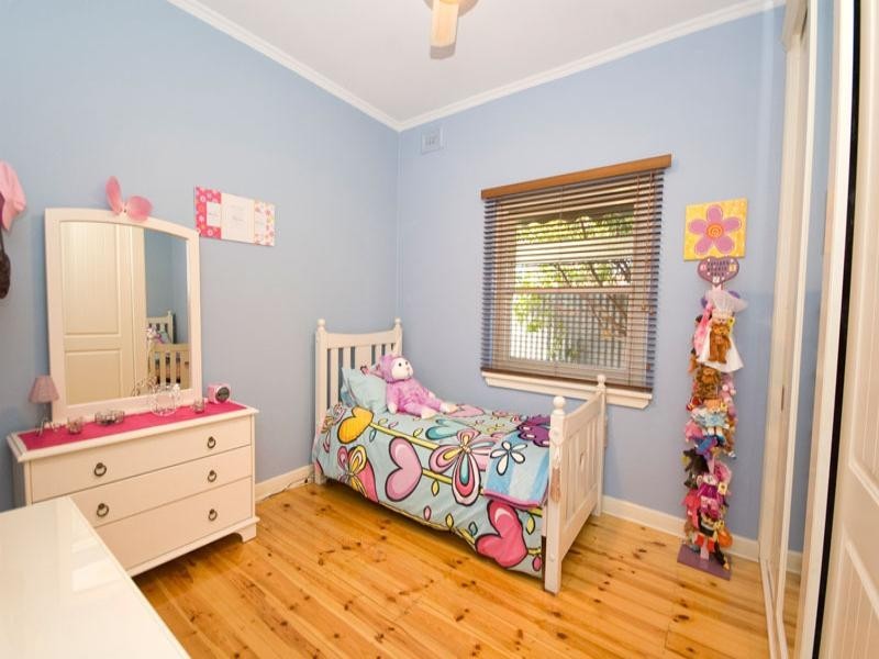 26 Harvey Street West, Woodville SA 5011