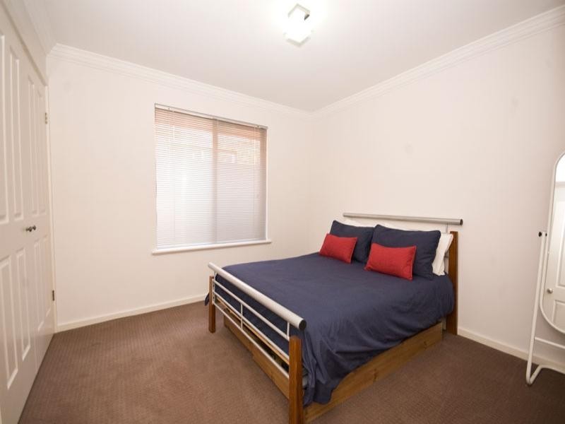 6 North Parade, Royal Park SA 5014