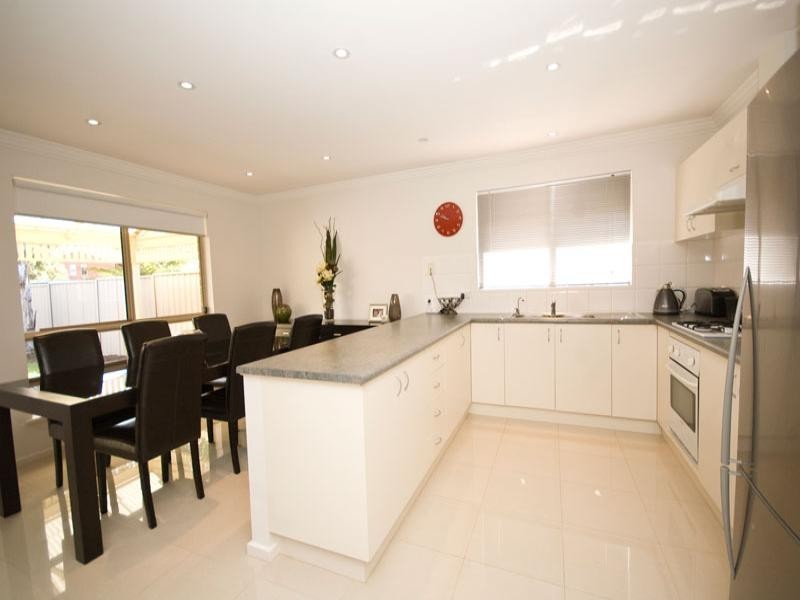 6 North Parade, Royal Park SA 5014