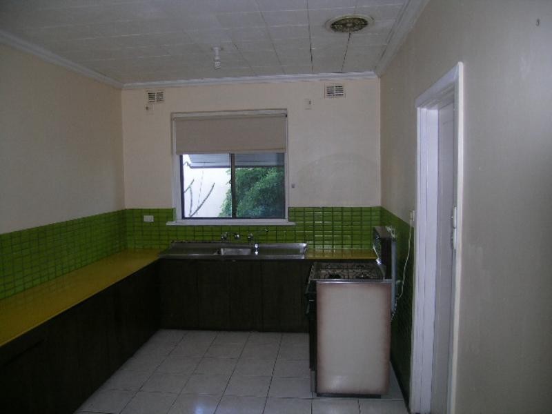 5 Sage Crescent, Woodville West SA 5011