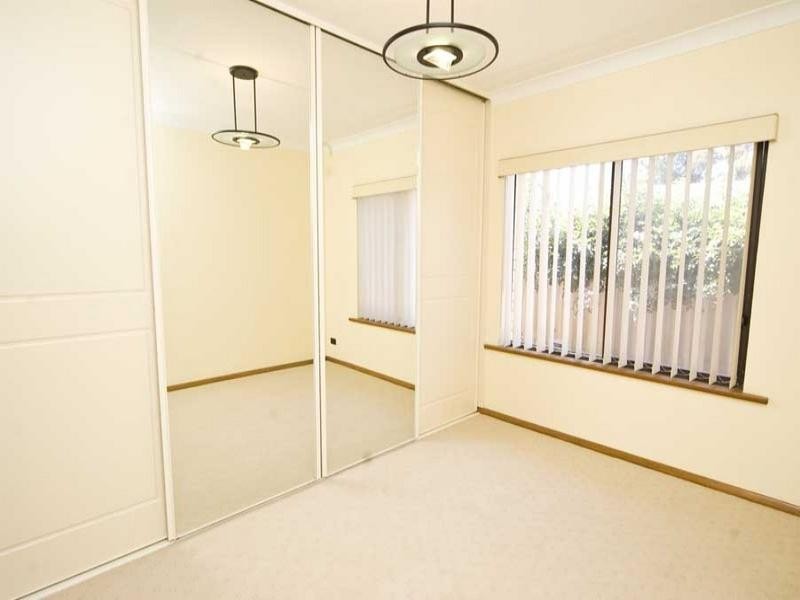 20 Greenfield Crescent, West Lakes Shore SA 5020