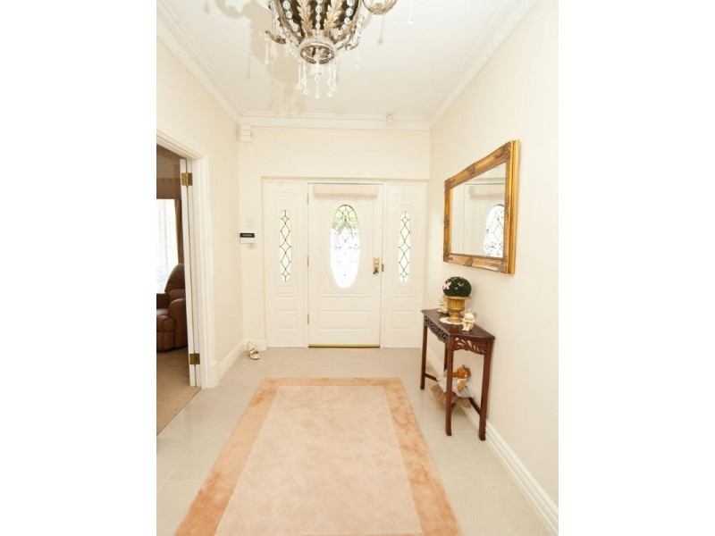 32 Gleneira Street, Woodville South SA 5011