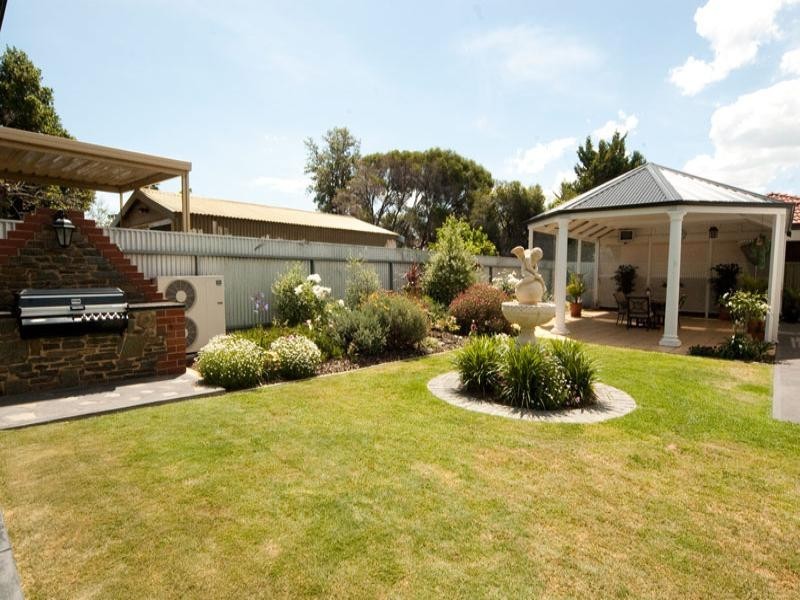 32 Gleneira Street, Woodville South SA 5011