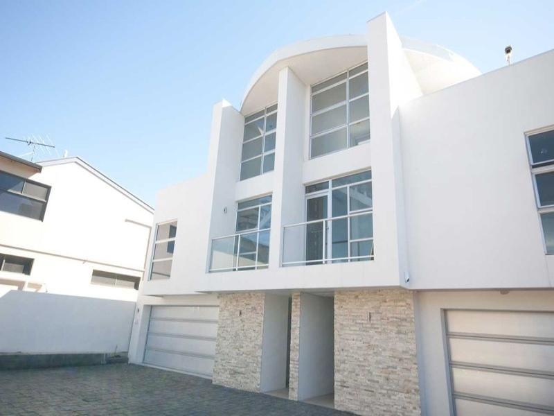 2/5 Clegowie Street, West Beach SA 5024