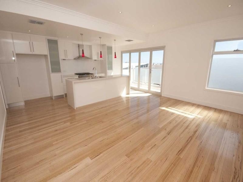 2/5 Clegowie Street, West Beach SA 5024