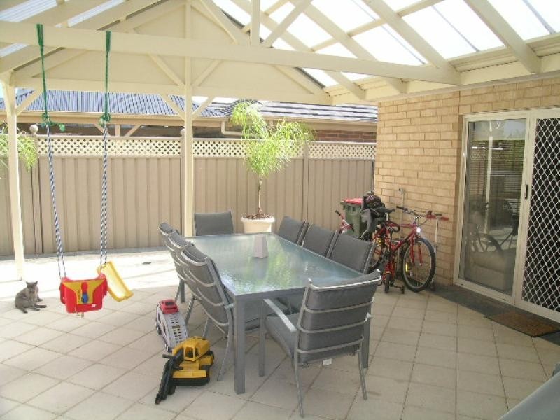 8 Wisteria Grove, Felixstow SA 5070