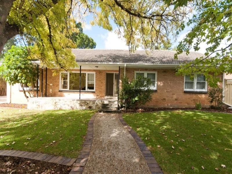 18 Paisley Street, Torrens Park SA 5062