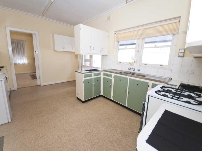 18 Paisley Street, Torrens Park SA 5062