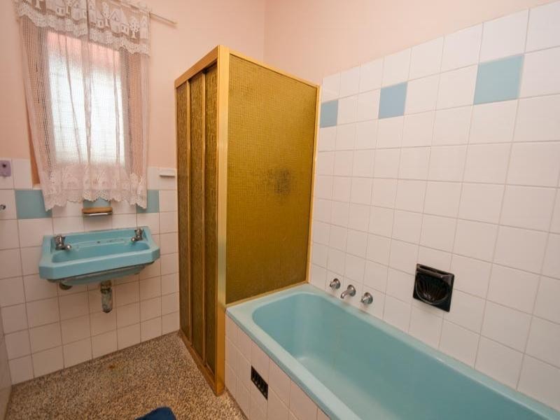 4 Wilpena Terrace, Kilkenny SA 5009