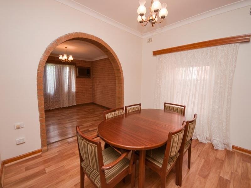 4 Wilpena Terrace, Kilkenny SA 5009