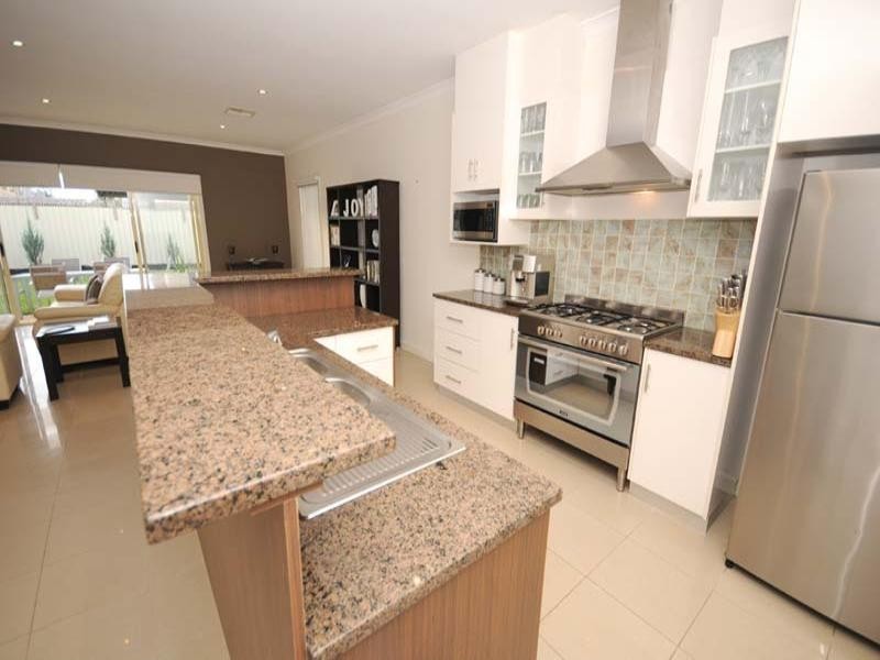 16 Alfred Avenue, Seaton SA 5023