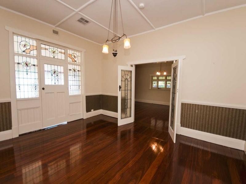 8 Stanley Street, Woodville SA 5011