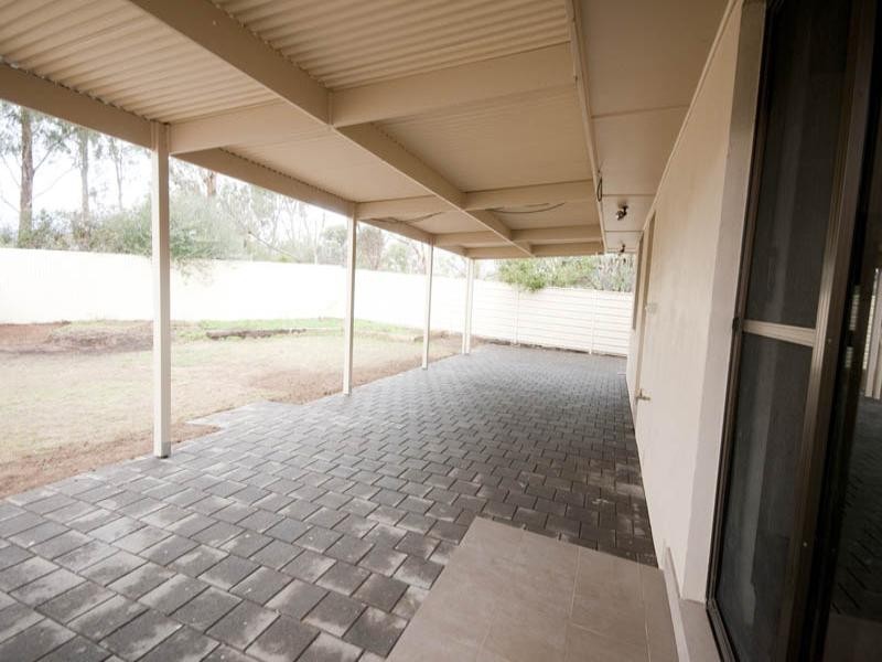 10A Bank Crescent, St Agnes SA 5097