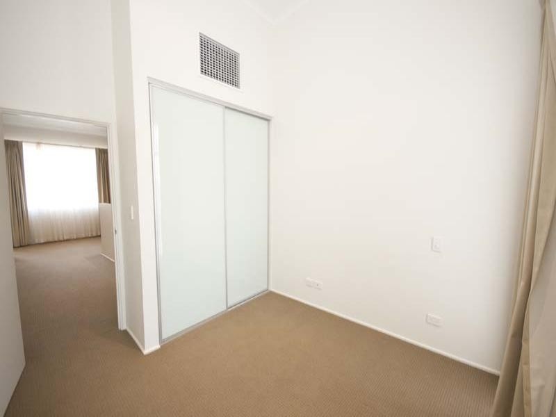 16 Yao Cove, New Port Quays, New Port SA 5015