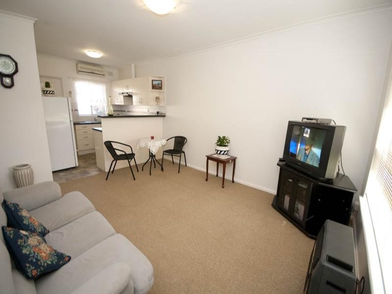 5/2 Bach Crescent, Seaton SA 5023