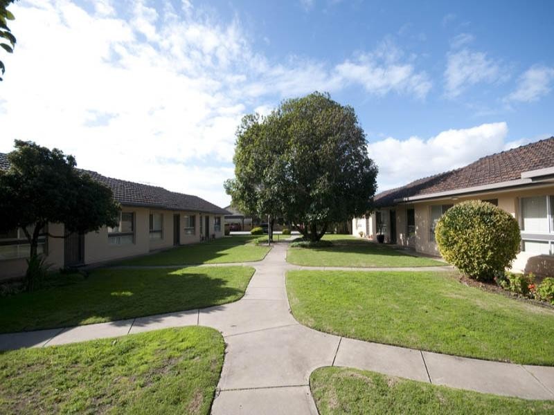 5/2 Bach Crescent, Seaton SA 5023