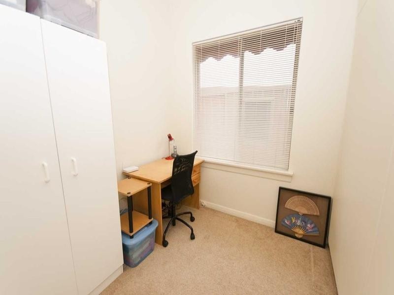 10 Hobbs Street, Findon SA 5023