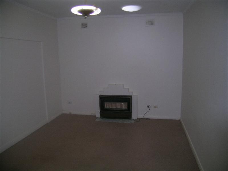 282 Military Road, Grange SA 5022