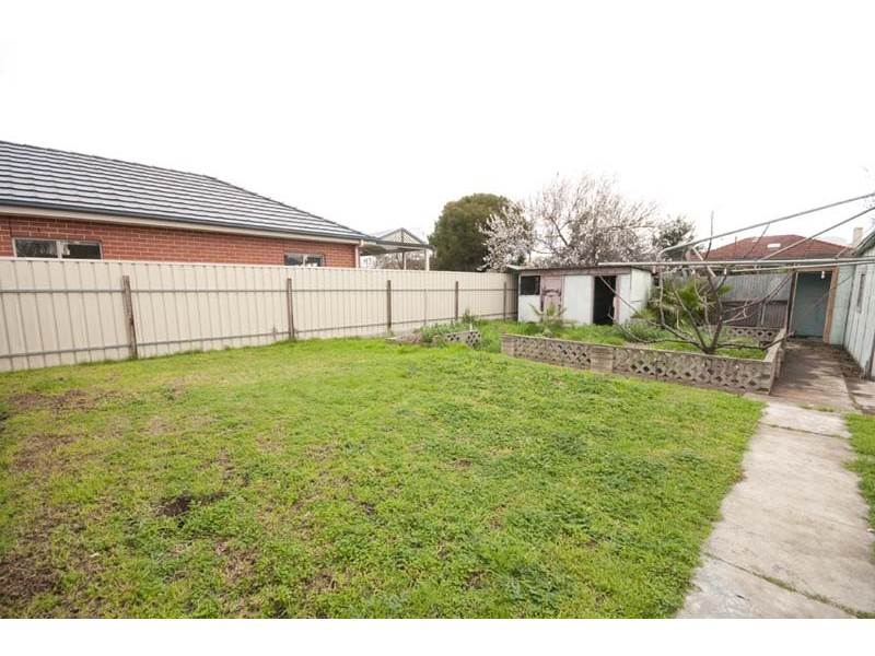 5 Alvis Road, Croydon Park SA 5008