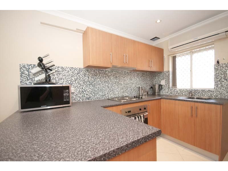 1/10 Connor Street, Glanville SA 5015