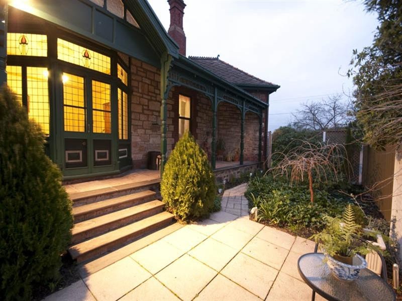 2 Belmore Terrace, Woodville SA 5011