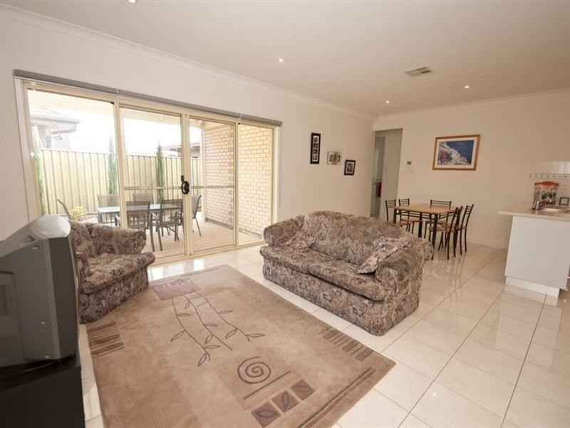 12 Ayr Avenue, Seaton SA 5023