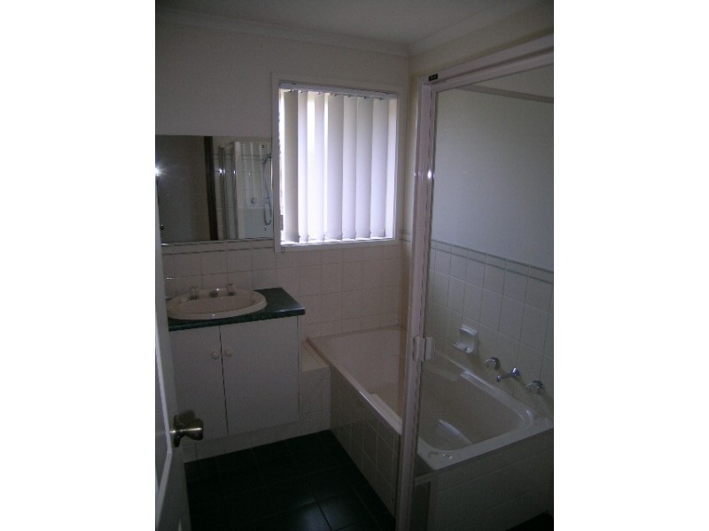 2/19 Russ Avenue, Seaton SA 5023