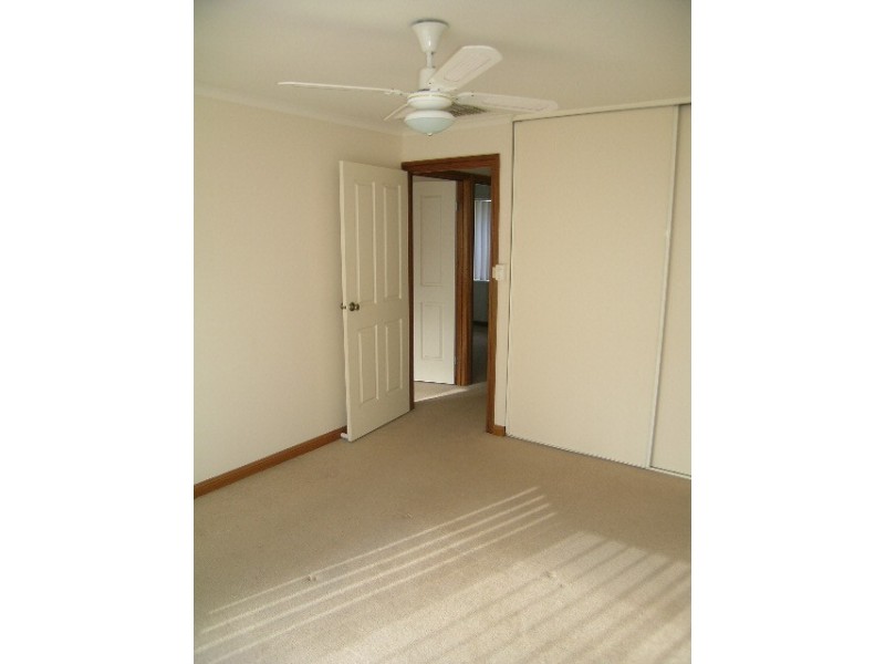 2/19 Russ Avenue, Seaton SA 5023