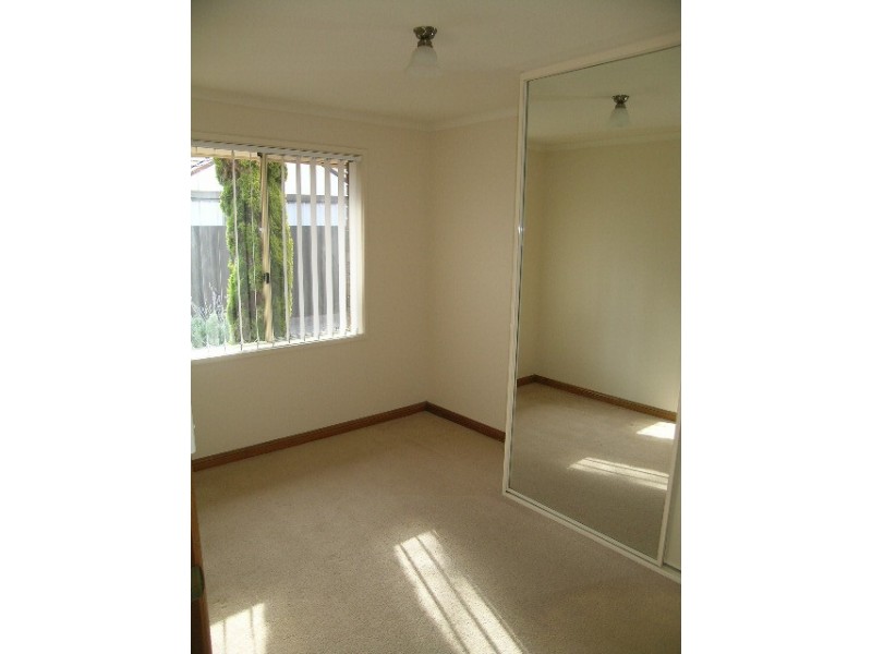 2/19 Russ Avenue, Seaton SA 5023