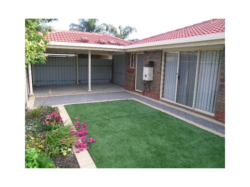 2/19 Russ Avenue, Seaton SA 5023