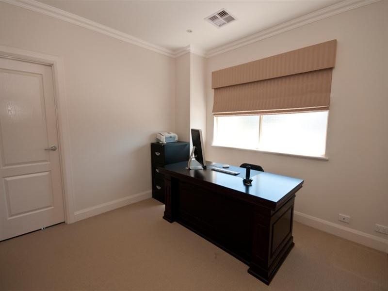 16 Kildare Close, Dernancourt SA 5075