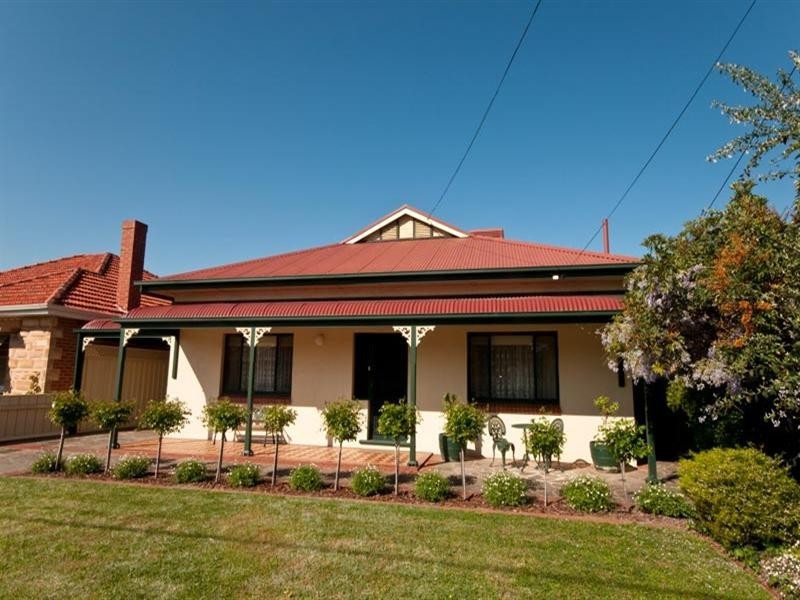 18 Leslie Street East, Woodville SA 5011