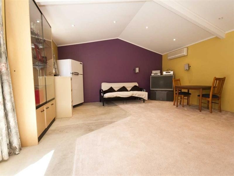 9 Prince Albert Street, Albert Park SA 5014