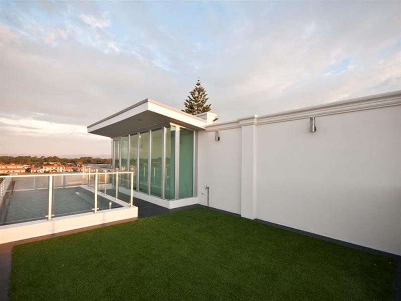 70A Seaview Road, Tennyson SA 5022