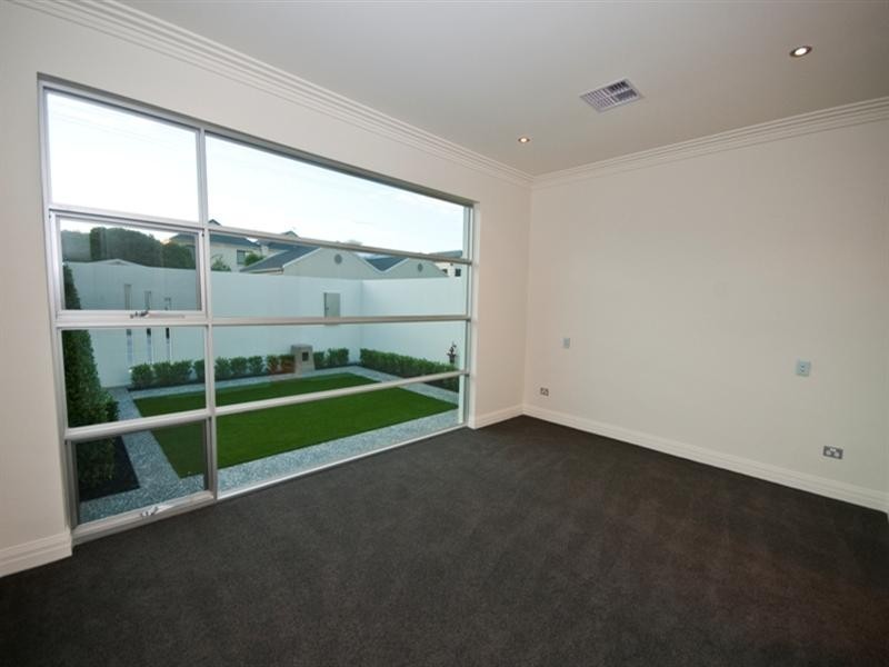 70A Seaview Road, Tennyson SA 5022