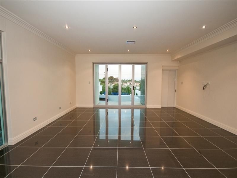 70A Seaview Road, Tennyson SA 5022