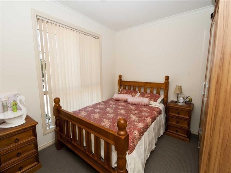 8 Richard Street, Mansfield Park SA 5012