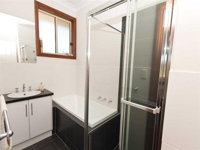 33 The Avenue, Athol Park SA 5012