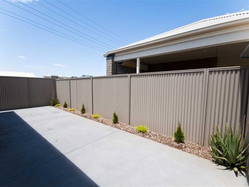 33 The Avenue, Athol Park SA 5012