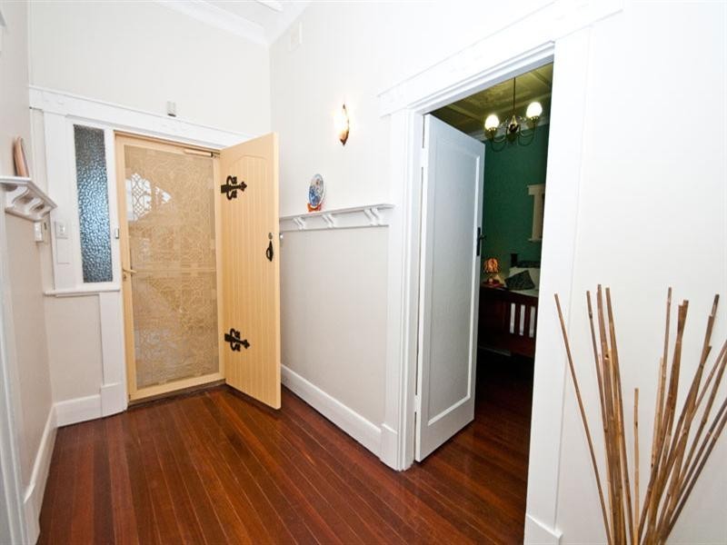 5 The Grove, Woodville SA 5011