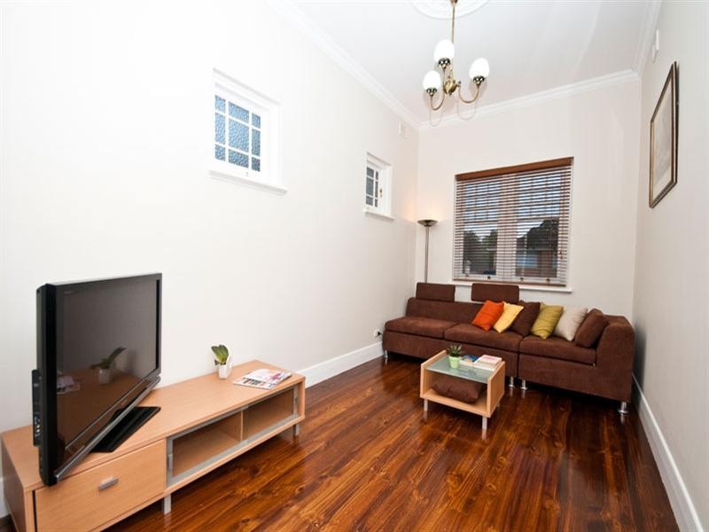 5 The Grove, Woodville SA 5011