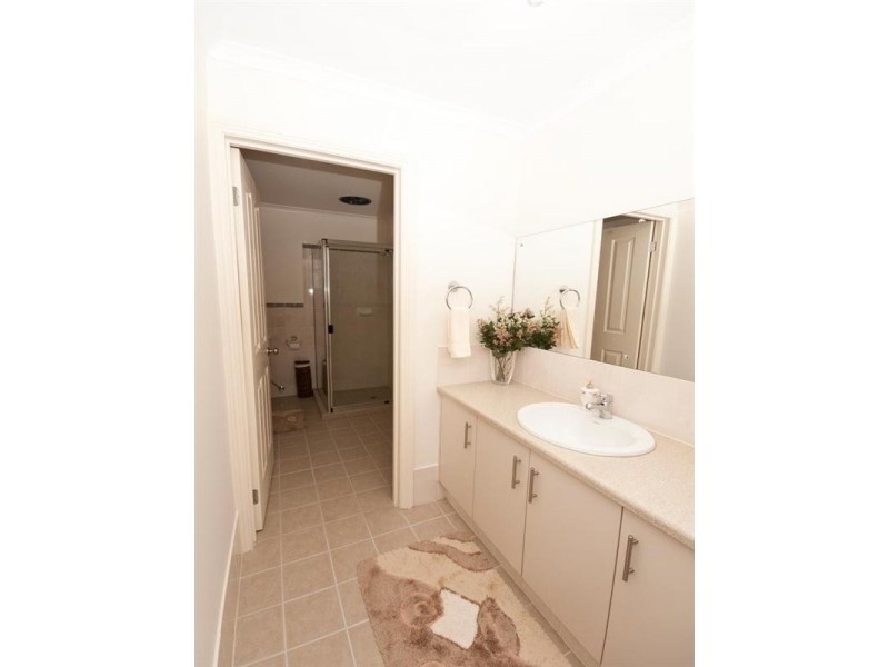 9 The Boulevard, Flagstaff Hill SA 5159